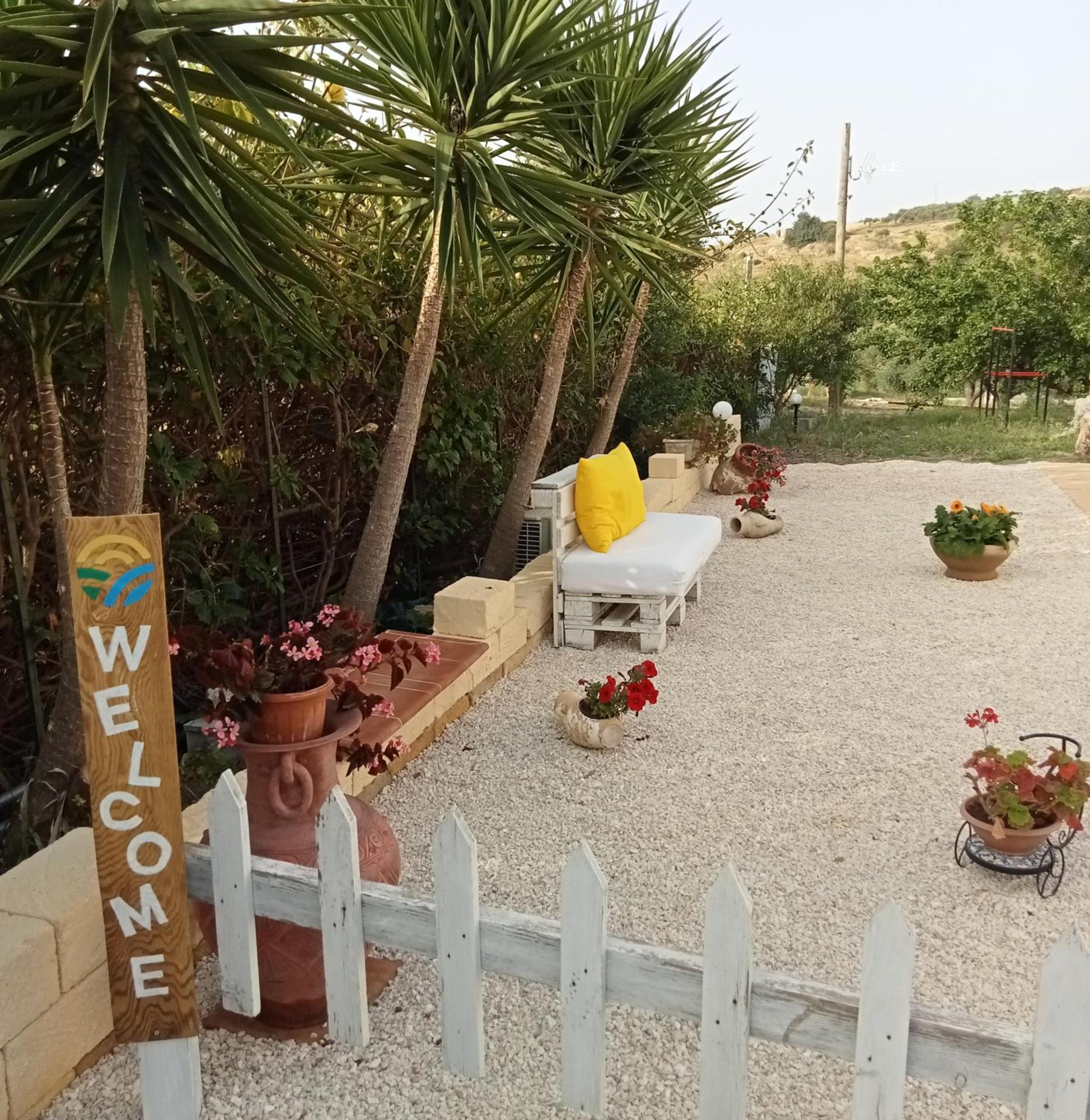 Agriturismo Adenzia 포르토 엠페도클레 외부 사진